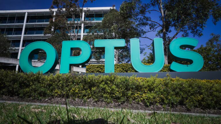 Optus agrees to $100 million penalty